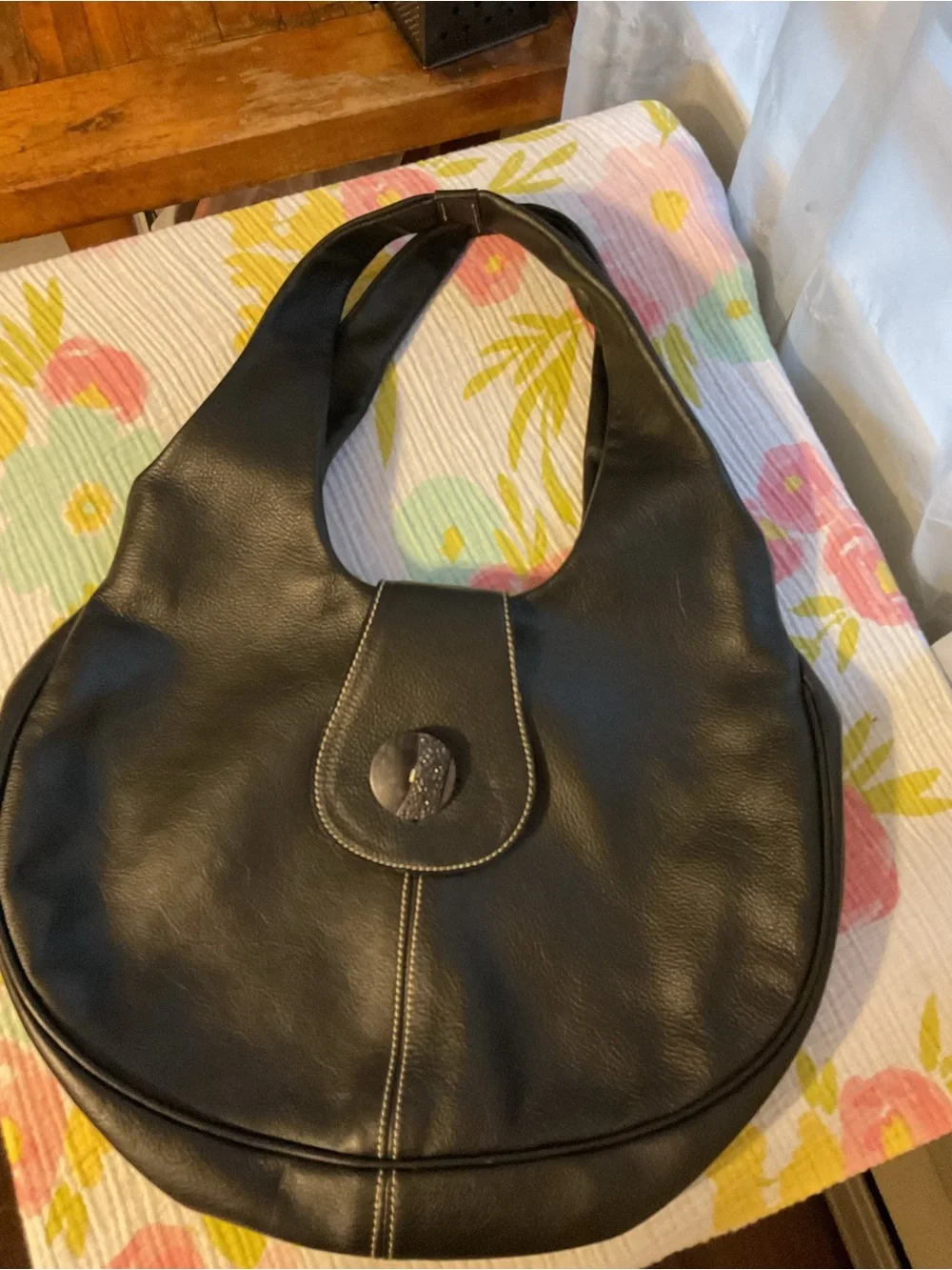 Pulicati Black Hobo Shoulder Bag